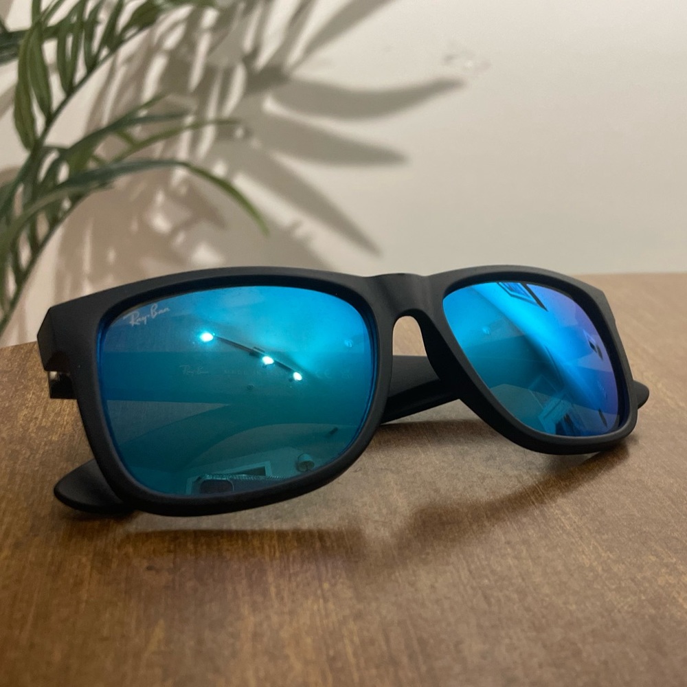 Ray-Ban Justin Sunglasses